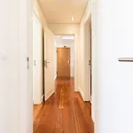 Exclusive Chiado Deluxe, Elegant & Spacious 3 Br Apartment