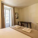 Exclusive Chiado Deluxe, Elegant & Spacious 3 Br * Lissabon
