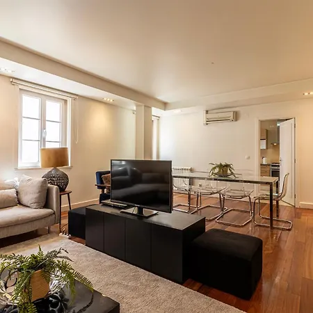 Exclusive Chiado Deluxe, Elegant & Spacious 3 Br リスボン