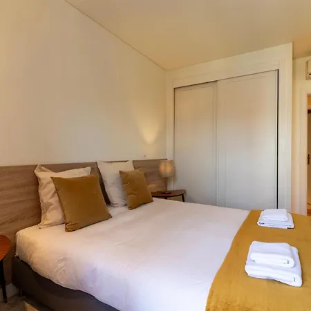 アパート Exclusive Chiado Deluxe, Elegant & Spacious 3 Br *