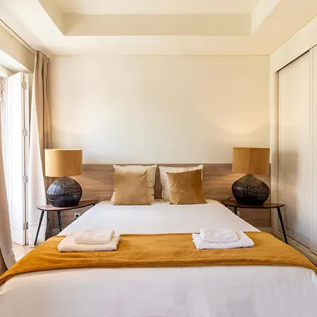 Exclusive Chiado Deluxe, Elegant & Spacious 3 Br アパート *
